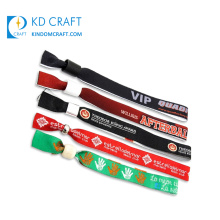 Hergestellt in China billiges benutzerdefiniertes Stoff-Werbe-Sublimationsdruck-Event-Armband kein Mindestbestellwert
